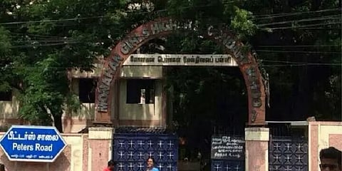 சிஎஸ்ஐ மோகனன் மகளிர் பள்ளியில் மதமாற்ற புகார் - யாருடைய அறிக்கை உண்மை?