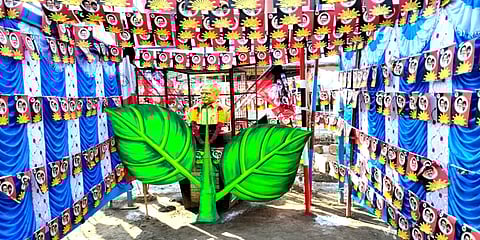 அறிஞர் அண்ணா யாருக்குச் சொந்தம்? - பிறந்தநாளில் இரு கழகங்களுக்கிடையே கலகம்!