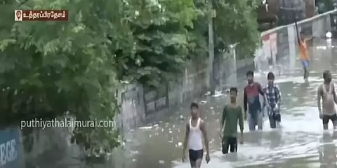 உத்தரப் பிரதேசம்: தொடர் கனமழையால் 8 குழந்தைகள் உட்பட 25பேர் உயிரிழப்பு