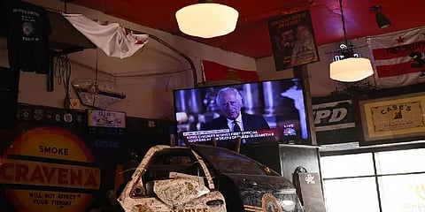 ராஜானாலும் ஒரு அளவில்லையா? ஷூ லேஸை எப்படி அயர்ன் பண்ணி.. - கிங் சார்லஸின் விநோத பழக்கம்!