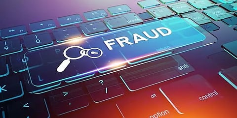 ‘மின் கட்டணம் பாக்கி உள்ளது’ என மெசேஜ் அனுப்பி மோசடியில் ஈடுபட்டவர் கைது