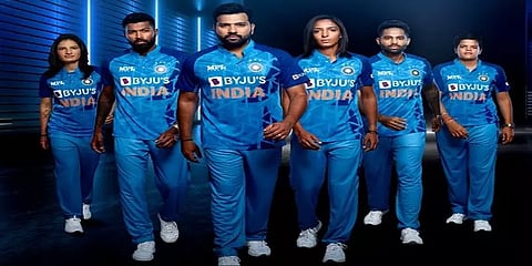 டி20 உலகக் கோப்பை தொடர்: இந்திய அணியின் புதிய ஜெர்ஸி அறிமுகம்