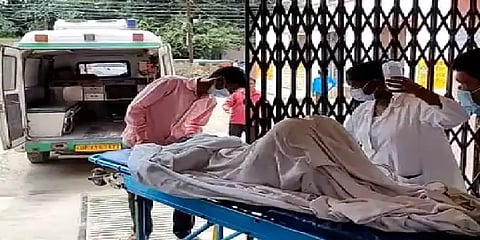 உ.பி:`கூட்டு பாலியல் வன்கொடுமை, உயிரோடு எரிக்க முயற்சி’- வாக்குமூலம் கொடுத்த சிறுமி இறப்பு