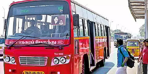 மாநகர பேருந்துகளால் நடக்கும் விபத்துகள்: ஒரு மாதத்தில் 7 பேர் உயிரிழப்பு! தீர்வு என்ன?
