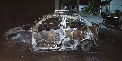 சத்தியமங்கலம்: பாஜக பிரமுகரின் கார் தீ வைத்து எரிக்கப்பட்டதால் பரபரப்பு.!