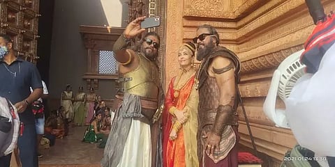 ‘அழகென நான் காண்பது..’ -புகைப்படங்களை பகிர்ந்து ஐஸ்வர்யா ராயை புகழ்ந்து தள்ளிய பார்த்திபன்