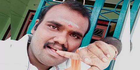 டியூஷன் படிக்க வந்த மாணவிகளுக்கு பாலியல் தொல்லை – அரசுப் பள்ளி ஆசிரியர் கைது