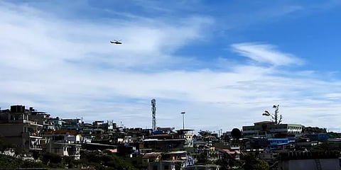 கொடைக்கானல் வனச் சரணாலயத்திற்குள் ஹெலிகாப்டர் பறக்கலாமா, கூடாதா? அரசு விளக்க வேண்டும்