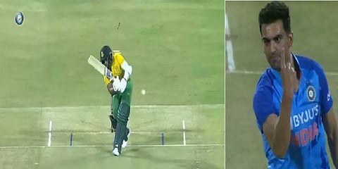 டி20யில் குறைவான நேரத்தில் 5 விக்கெட்டுகளை இழந்து தென்னாப்பிரிக்கா மோசமான பதிவு.!