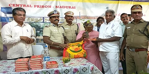 அண்ணா பிறந்த நாள்: மதுரை மத்திய சிறையில் இருந்து 2 ஆம் கட்டமாக 15 கைதிகள் விடுதலை