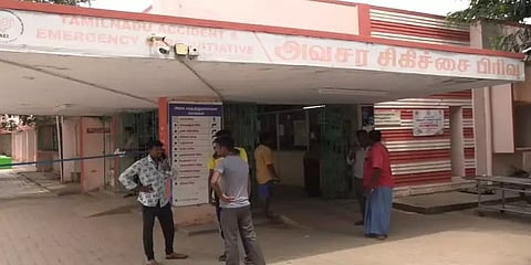 செங்கம்: டாட்டா ஏசி கவிழ்ந்து விபத்துக்குள்ளானதில் 15க்கும் மேற்பட்டோர் படுகாயம்.!