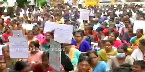 ”எங்கள் கோரிக்கையை கேட்கக்கூட யாரும் தயாராக இல்லை” - TNTET-ல் தேர்ச்சி பெற்றவர்கள் வேதனை!