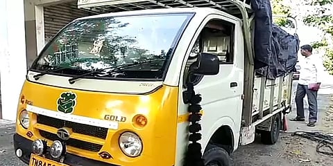வாகன சோதனையில் சிக்கிய 1.5 டன் சமையல் மஞ்சள் - இலங்கைக்கு கடத்த முயன்ற இருவர் கைது