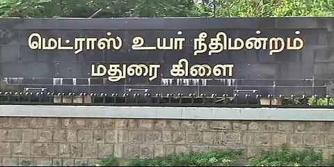 ”அக்டோபரில் சேர்ந்து டிசம்பரில் தேர்வு எழுதுவதா”- ஓராண்டு படிப்பு குறித்து நீதிபதி கருத்து