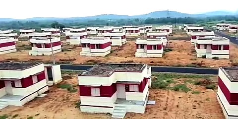 சமத்துவபுரம் வீடு ஒதுக்கீட்டில் குளறுபடியா? – ஒரே குடும்பத்தில் இருவருக்கு வீடு என புகார்