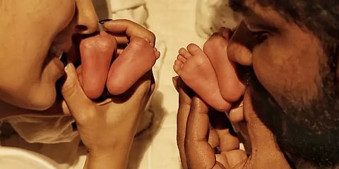 ’நயனும் & நானும் அம்மா, அப்பா ஆகிட்டோம்’ -ட்விட்டரில் மகிழ்ச்சியை பகிர்ந்த விக்னேஷ் சிவன்!