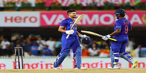 சதம் விளாசிய ஷ்ரேயாஸ் ஐயர்! மாஸ் காட்டிய இஷான் கிஷன்!- இந்தியா அசத்தல் வெற்றி