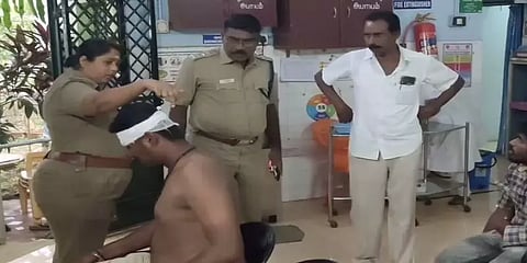 காரைக்குடி: தனியார் ஊழியர்களை பட்டா கத்தியால் தாக்கி 11 லட்சம் கொள்ளையடித்த 3 பேர் கைது