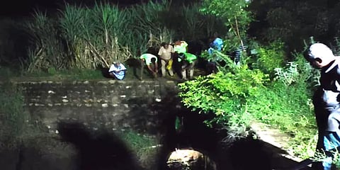 பூப்பறிக்கச் சென்று கிணற்றில் தவறி விழுந்த பெண்- 32 மணி நேரத்திற்குப் பிறகு சடலமாக மீட்பு