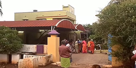 ’ஏண்டா சரியா படிக்க மாட்டிங்கிற’.. கண்டித்த தாய் மீது 14 வயது மகன் செய்த வெறிச்செயல்!