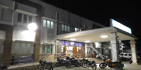 வீட்டில் விளையாடிக் கொண்டிருந்த 2 வயது குழந்தை மீது டிவி விழுந்து பரிதாபமாக உயிரிழப்பு