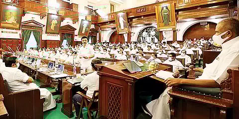 சட்டப்பேரவையில் இன்று என்னவெல்லாம் நடக்கலாம்? காரசார அப்டேட்ஸ்!