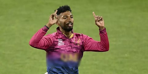 முதல் ஹாட்-டிரிக் விக்கெட் வீழ்த்தி தமிழக வீரர் கார்த்திக் அபாரம்! எந்த அணிக்காக தெரியுமா?