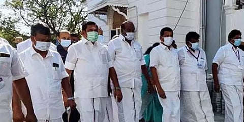 இபிஎஸ் தலைமையிலான உண்ணாவிரத போராட்டத்துக்கு காவல்துறை அனுமதி மறுப்பு