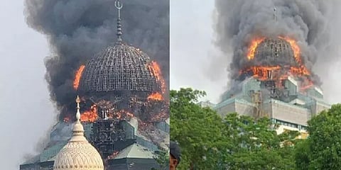 இந்தோனேசியா: மசூதியில் ஏற்பட்ட தீவிபத்து - இடிந்து விழுந்த ராட்சத குவிமாடம்! #ViralVideo