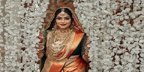 துபாய் தொழிலதிபரை மணந்த நடிகை பூர்ணா - திருமணப் புகைப்படங்களுடன் உருக்கமான பதிவு!