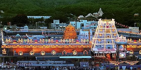 திருப்பதி: ஏழுமலையான் கோயில்: இலவச சிறப்பு தரிசன டிக்கெட் ஆன்லைனில் இன்று வெளியீடு