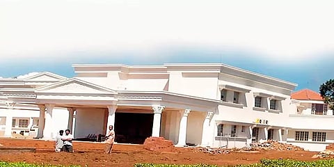 கோடநாடு வழக்கு: ஓம் பகதூரை கட்டிவைத்த மரத்தை எஸ்டேட் நிர்வாகம் வெட்டியது ஏன்?