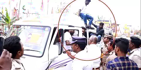 தேவர் குரு பூஜை: வேன் மீது ஏறி பயணம்... போலீசாரை தகாத வார்த்தைகளால் திட்டியவர்கள் கைது!