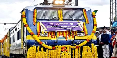 ஆன்மிக சுற்றுலா மூலம் ரயில்வே துறைக்கு கிடைத்த வருமானம் எத்தனை கோடி தெரியுமா?