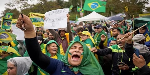 மெளனம் கலைத்தார் போல்சனாரோ; பிரேசிலில் லூலா வெற்றிக்கு பிறகான பதட்டசூழல் முடிவுக்கு வருமா?