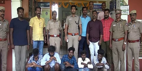 பட்டபகலில் பட்டாக்கத்தியை காட்டி வழிப்பறி முயற்சி - சிக்கிய கொள்ளையர்களுக்கு நேர்ந்த கதி!