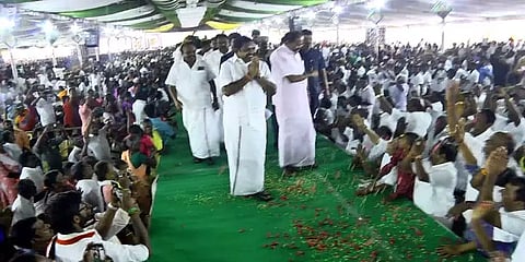 இபிஎஸ் பங்கேற்ற பொதுக்கூட்டத்தில் பல லட்சம் ரூபாய் மற்றும் செல்போன் திருட்டு- வழக்கு பதிவு