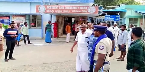 தன் பாலின ஈர்ப்பு காதல் விவகாரம்: கவுன்சிலிங் கொடுத்தபோது மாணவி தற்கொலை முயற்சி