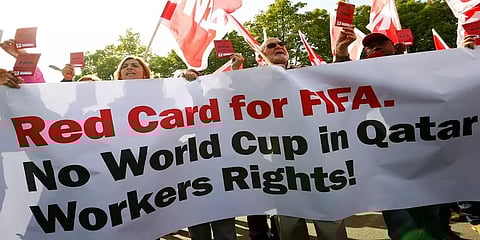 கால்பந்து உலக கோப்பையில் ”HUMAN RIGHTS FOR ALL” என்ற வாசகத்தை பயன்படுத்தக்கூடாது : ஃபிபா