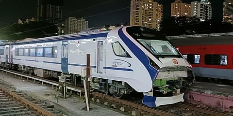 ஸ்பீடு ஓகே தான்.. ஆனால்!! ஷாக் கொடுக்கும் வந்தே பாரத் ரயில் பயண கட்டணம்!