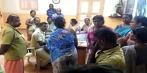 திண்டுக்கல்லில் காணமல் போன 4 பள்ளி மாணவிகள் கரூரில் பத்திரமாக மீட்பு: நடந்தது என்ன?