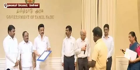 10,000 கட்டுமான தொழிலாளர்களுக்கு வீட்டுவசதி வழங்கும் திட்டம் - முதல்வர் தொடங்கி வைப்பு