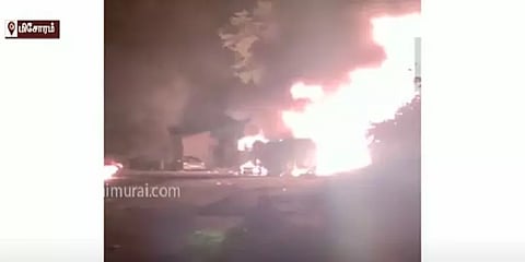 வெள்ளம்போல் பெட்ரோல் கொட்டி கிடக்கும்போது லைட்டரை பற்றவைத்த நபர் - பறிபோன 11 உயிர்!