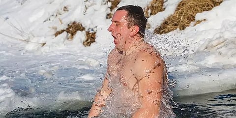 குளிர்காலத்தில் ஜில் தண்ணீரில் குளித்தால் மாரடைப்பு வருமா? - எச்சரிக்கும் நிபுணர்கள்!