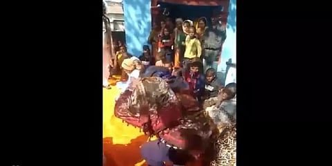 பாலியல் வன்கொடுமைக்கு தண்டனை வெறும் 5 தோப்புக்கரணங்களா? - பீகார் பஞ்சாயத்தின் தீர்ப்பு!