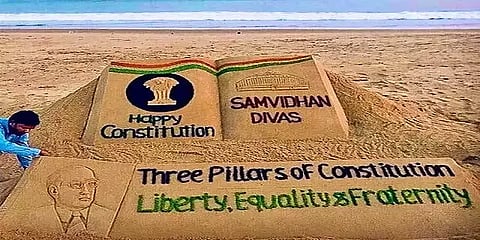 அரசியல் சாசன தினம்: ஏன் இன்று கொண்டாடப்படுகிறது? - என்ன காரணம்; முழு விபரம்