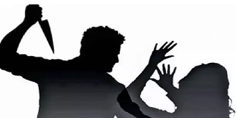 வரதட்சணைக் கொடுமை: தாய் வீட்டிற்கு சென்ற கர்ப்பிணி மனைவியை கத்தியால் வெட்டிய காதல் கணவர்!