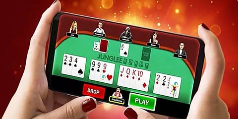 ”நான் எவ்வளவு சொல்லியும் என் மனைவி கேக்கல”.. ஆன்லைன் ரம்மியால் வடமாநில பெண் விபரீத முடிவு