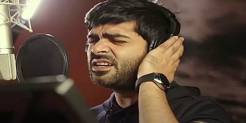 ’புல்லட்’ ஹிட்டால் சிம்புக்கு கூடும் மவுசு! அடுத்த தெலுங்கு பாடல் ரெடி! யாருக்கு தெரியுமா?