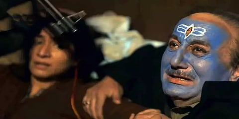 ‘தி காஷ்மீர் ஃபைல்ஸ்’: ரிலீஸில் துவங்கிய சர்ச்சை முதல் நடாவ் கருத்து வரை-என்னதான் பிரச்னை?